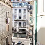 Budget 1 Bed Down Town Διαμέρισμα