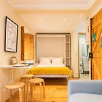Budget 1 Bed Down Town * Lisboa