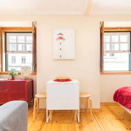 Budget 1 Bed Down Town דירה *