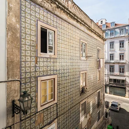 Budget 1 Bed Down Town Lisbon