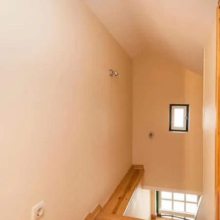 Budget 1 Bed Down Town Lizbona