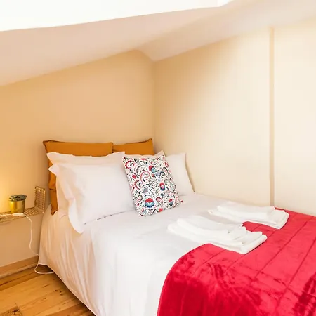 Budget 1 Bed Down Town Apartament